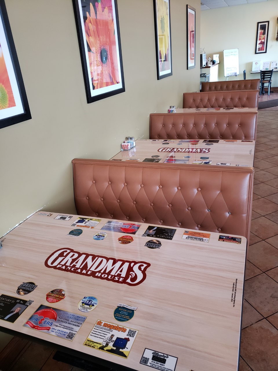 Grandma's Pancake House — Active Tabletop Installation